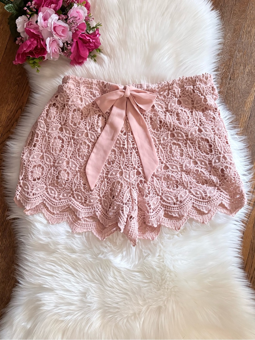 Lace Crochet Tie-Front Women's Shorts — Blush Pink